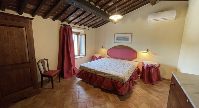 Tenuta Montemassi Podere Montauzzo, Reservar Hotel Montemassi Toscana
