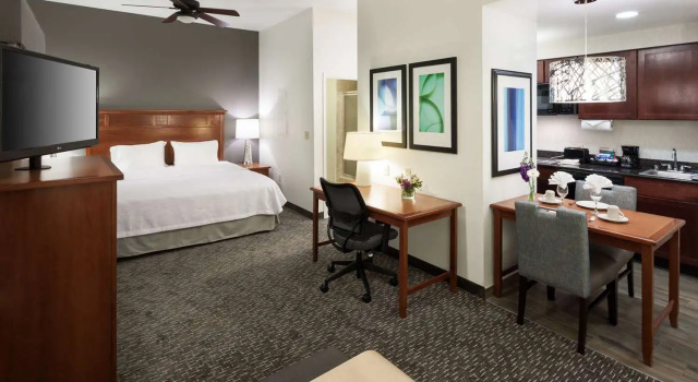 Номер Standard Homewood Suites by Hilton Agoura Hills