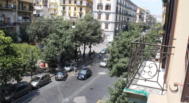 BB Le Porte Di Napoli