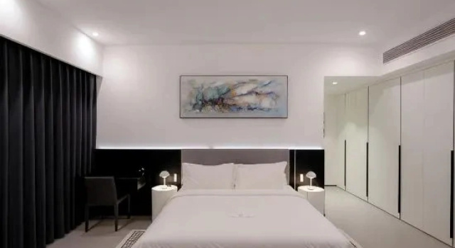 Люкс с 2 комнатами с балконом и с видом на реку One Riviera Hotel and Residences