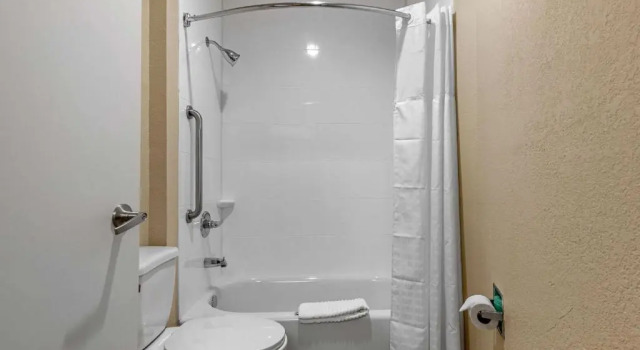 Люкс c 1 комнатой Comfort Inn & Suites Montgomery East Carmichael Rd
