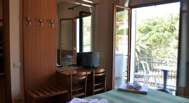 Appartamento Bilocale Moneglia 21, Book Lejlighed Hoteller i Moneglia med pool, Swimmingpool