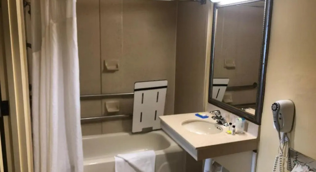 Run of House Holiday Inn Express and Suites Fort Lauderdale Airport West by IHG