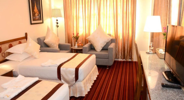 Номер Deluxe Reno Hotel