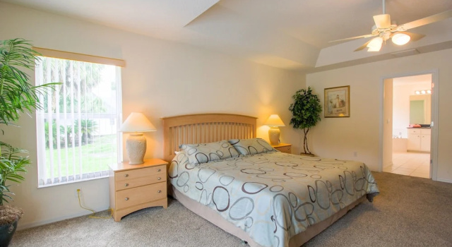 Коттедж Spacious Modern Pool Home, Family & Golf Trips - 4727 4 Bedroom Home by RedAwning