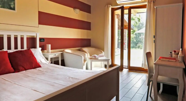 Двухместный номер Standard с видом на сад Agriturismo Terra e Lago dIseo Franciacorta