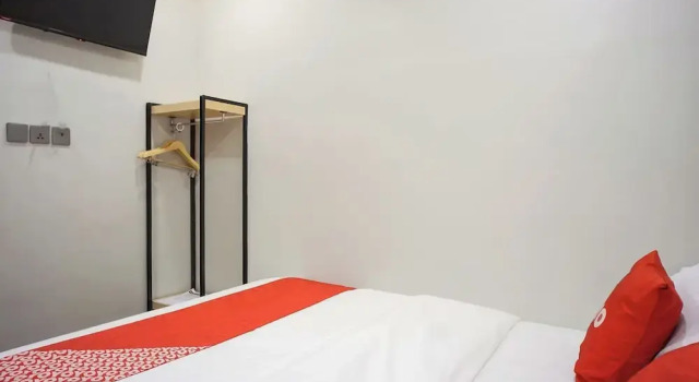 OYO 92956 Travelbiz Hotel, Rezerwuj Hotel Medan Sumatra