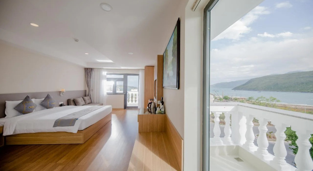 Orbit Hotel Nha Trang, Забронировать Отель Отели Нячанга с бассейном, Бассейн