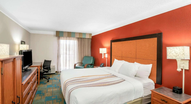 Двухместный номер Deluxe La Quinta by Wyndham Kingsport Tri Cities Airport