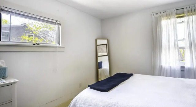 Коттедж Oak Bluffs 3-Bed Cottage, Walk to Town