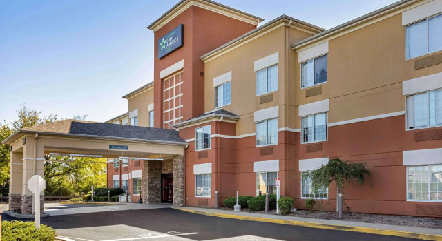Отель Extended Stay America Suites Meadowlands East Rutherford