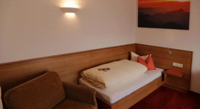 Одноместный номер Standard с балконом Hotel Garni Lawens