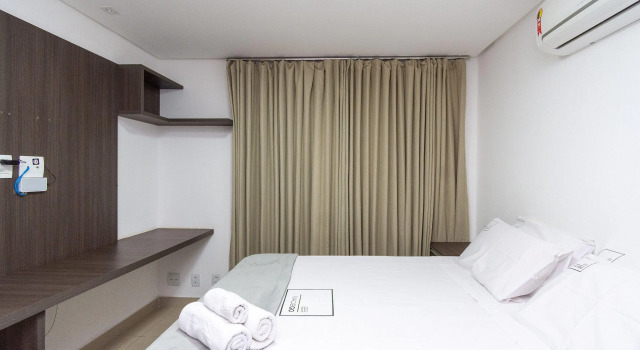 Confortável Duplex 2 Quarto No Bueno   Th918, Забронировать Отель Отели Гояния с бассейном, рядом с Parque Vaca Brava, Бассейн