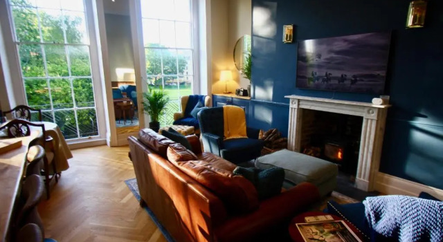 New! A Rare Georgian Crescent Residence