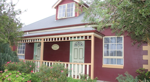 Swansea Cottages & Lodge Suites, Buchen Sie Hotel Swansea Tasmanien