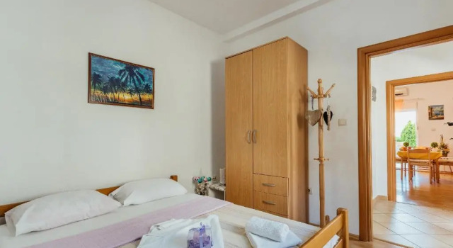 Apartments Ćosović