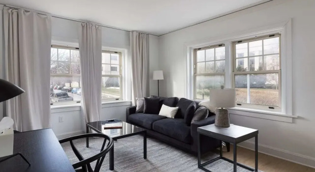 Comfy MW Apts with Gym & WD by Zencity, Забронировать Отель Канзас-Сити Канзас, рядом с Квартал 39th Street West