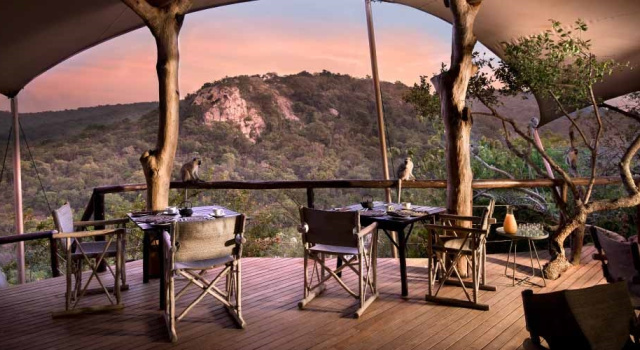 andBeyond Phinda Rock Lodge, Забронировать Отель Финда Квазулу-Наталь