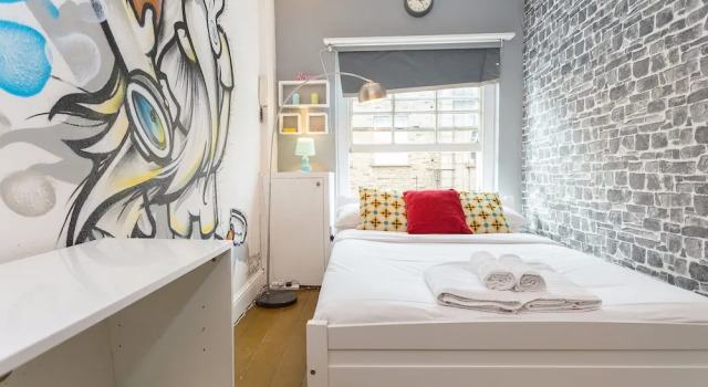 Quirky 2 Double Bedroom Apartment on Brick Lane, Забронировать Апартаменты/квартира Апартаменты Лондона, рядом с Шордич, Апартаменты/квартира