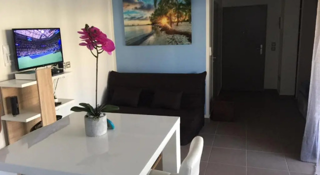 Апартаменты Beau studio proche de la mer