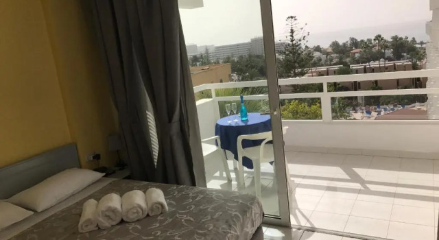 Студия Bamboli Holidays
