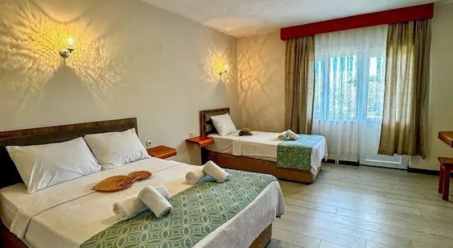 Двухместный номер Standard с балконом и с видом на сад Ergül Motel
