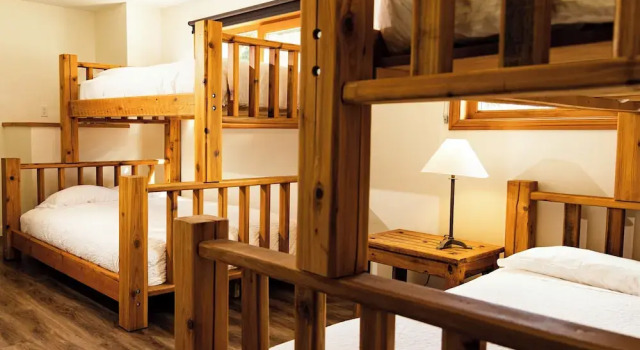 Kings Den resort