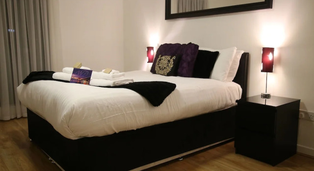 Westport Serviced Apartments, Забронировать Апартаменты/квартира Отели Ангус с парковкой, Парковка