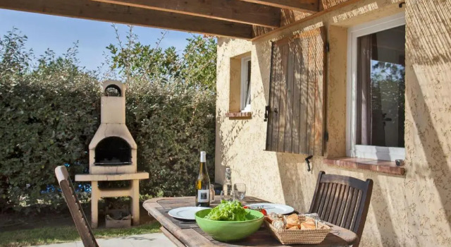location pour 2 personnes Amarylis à Calvi avec jardin piscine barbecue, Varaa Hotelli Calvi 