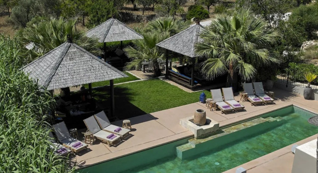 The Giri Residence, Book Hotel Hotels in Ibiza with a Pool, Swimming Pool