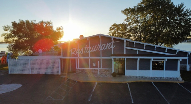 Lake Cadillac Resort, Rezerwuj Ośrodek wypoczynkowy Hotele resortowe w Michigan, Ośrodek wypoczynkowy