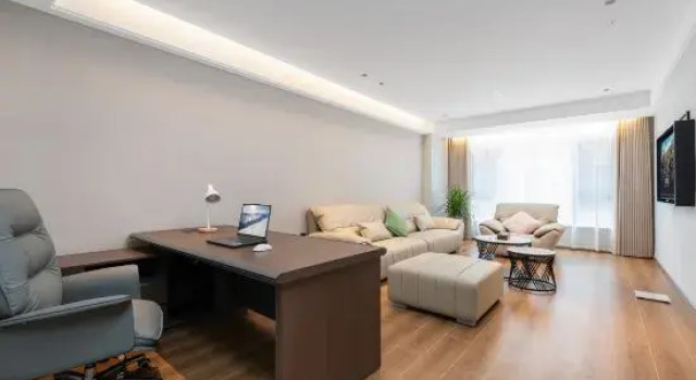 Люкс Premier LouHu Hotel (Anshun College Anshun Louhu Ecological Park)