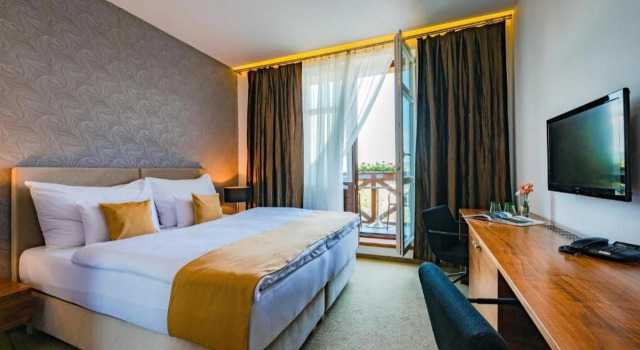 Hotel Větruše, Забронировать Отель СПА-отели Czech central mountains, SPA-услуги