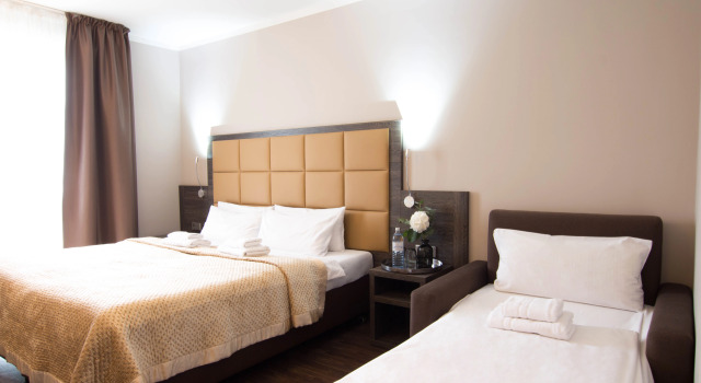 Hotel Delta am Potsdamer Platz, Book Hotel Mitte Berlin, near Schwules Museum
