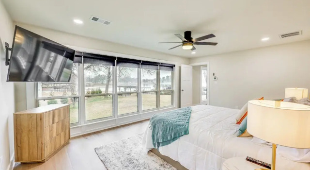 Grand Lakefront Home in Hot Springs w/ Boat Dock!