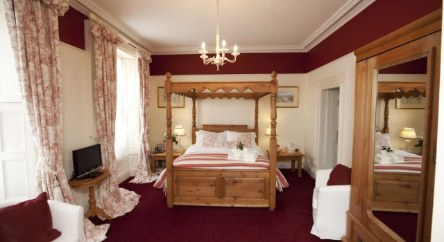 Номер Deluxe Dufferin Coaching Inn