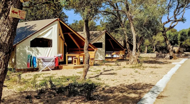 Тент с 2 комнатами Camping Campo Di Liccia
