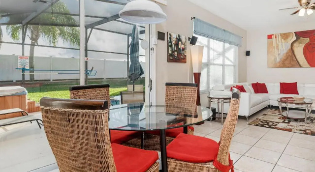 Коттедж King Palm Circle Villa 8008