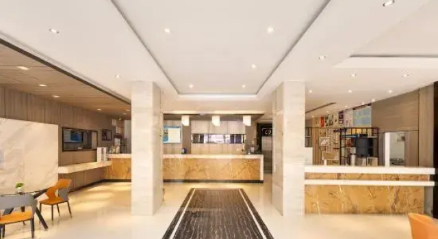 Jiajie Inn Baisha Bus Terminal Station Branch, Rezervați Hotel Hoteluri în Hainan cu parcare, Parcare