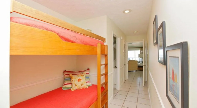 Coral Reef Club by Panhandle Getaways, Varaa Hotelli Destin Emerald Coast
