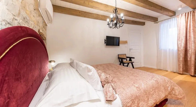 Casa di Pietra Stone House, Buchen Sie Ferienwohnung Kaštela Gespanschaft Split-Dalmatien