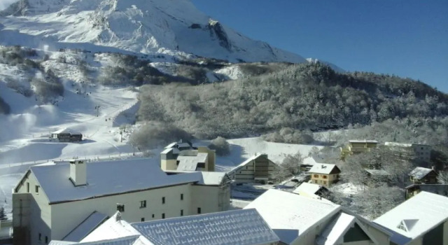 Appartement 250 mètres des pistes gourette, Rezervasyon Daire Pyrenees National Park otoparklı oteller, Otopark