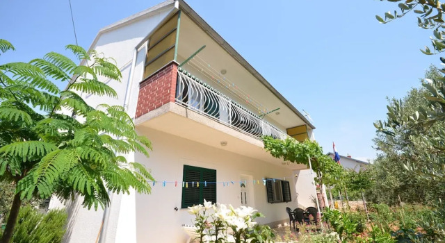 Apartment Ana
