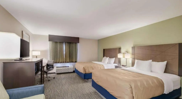 Четырёхместный номер Standard Quality Inn & Suites Ardmore