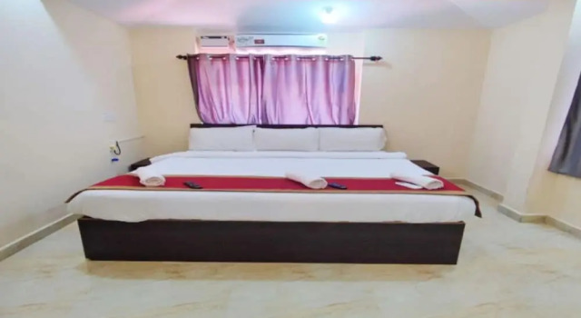 Четырёхместный номер Deluxe с балконом Hotel Candolim Aloft