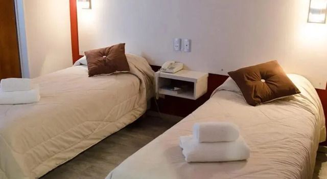 Hotel Cipolletti, Забронировать Хостел Чиполлетти Рио-Негро