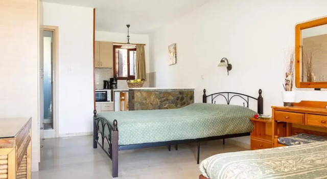 Relaxing Studio With Veranda 'n Garden, Забронировать Отель Отели East Crete с парковкой, Парковка