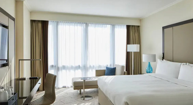 Двухместный номер Superior Quayside London Marriott Hotel Canary Wharf