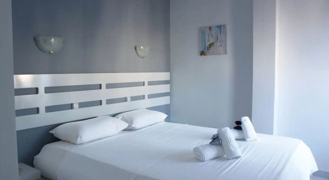 Syros Holidays