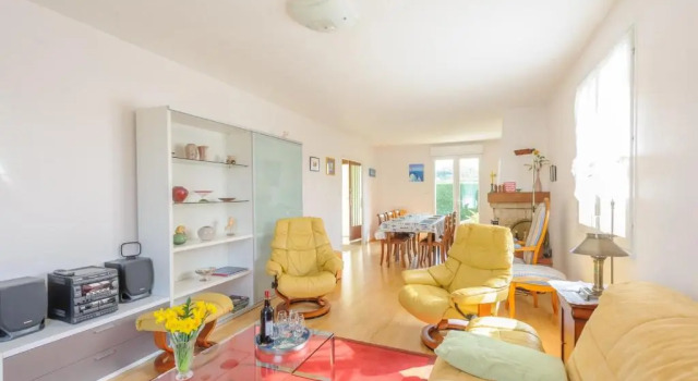 Maison Châtelaillon-Plage, 4 pièces, 6 personnes - FR-1-535-20, Rezerwuj Hotel Hotele w Charente-Maritime z parkingiem, Parking